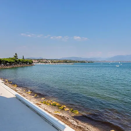 Residenza Miralago by Wonderful Italy-3