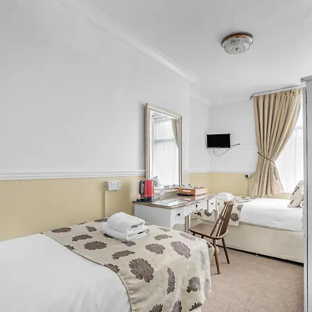 Summerlands Guest House-3