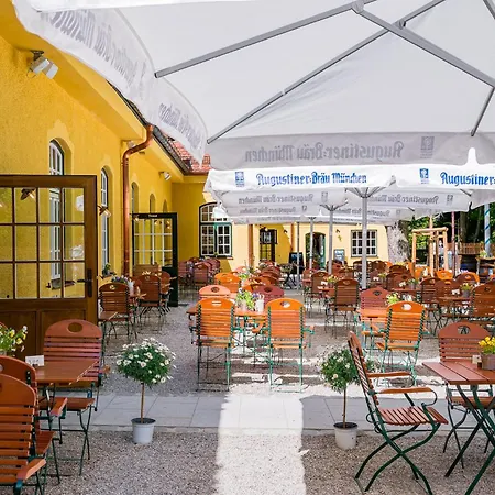 Gutshotel Menterschwaige-3