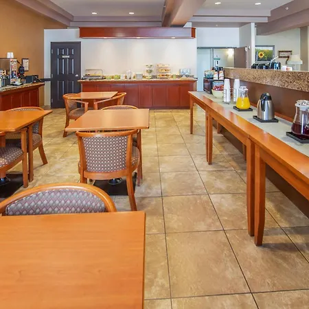 Quality Inn & Suites-3