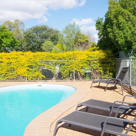 Jacaranda Country Motel-3