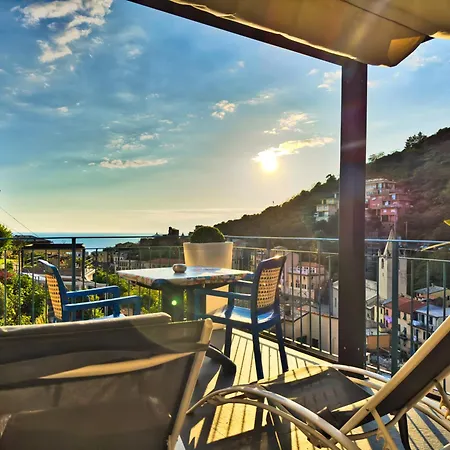 Cinqueterre Residence-3