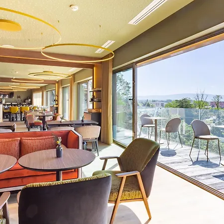HÔTEL PANORAMA 360 Bourg en Bresse - Cœur de ville-3