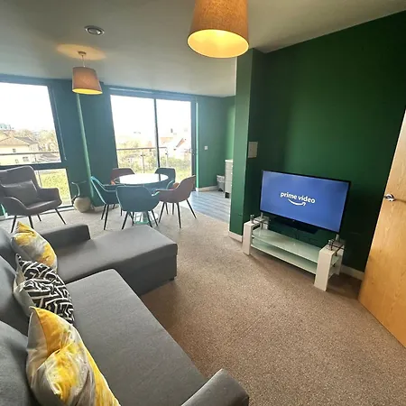 Beehosting Adelphi Wharf Apartments-2
