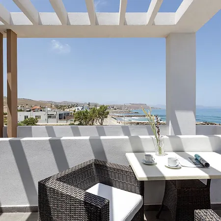 Golden Bay Boutique Hotel & Bungalows-2