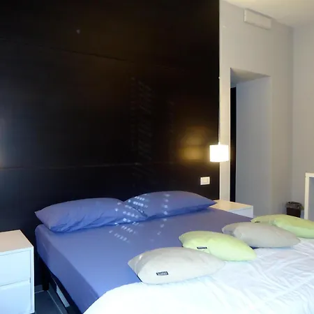 Room And Apartment Rome-2