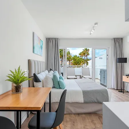 Wyndham Residences Golf Del Sur-2