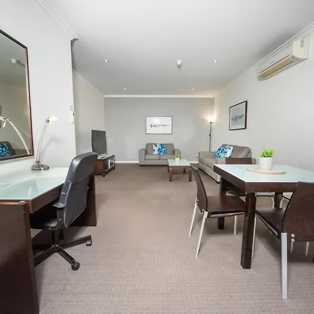 Best Western Plus Hovell Tree Inn-3