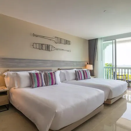 Centara Ao Nang Beach Resort & Spa Krabi-3