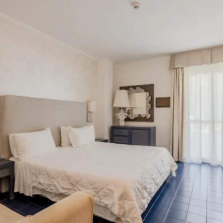 HOTIDAY Room Collection - Mattinata Faraglioni-2