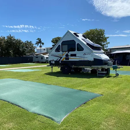 Nobby Beach Holiday Village-3