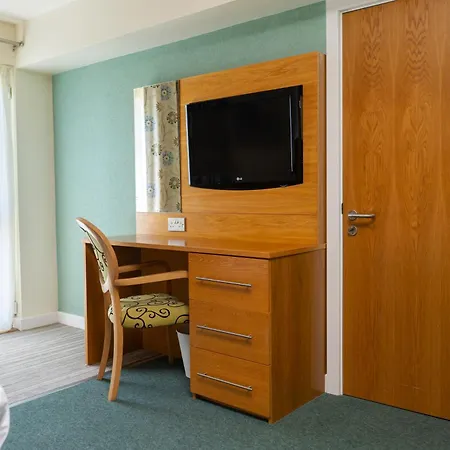 Croyde Bay Hotel Or Self Catering-3