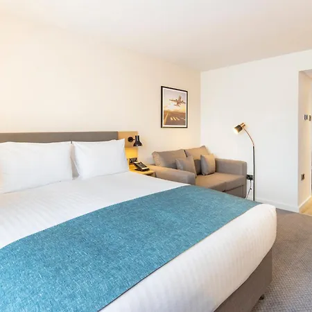 Holiday Inn Bristol Airport By Ihg-2
