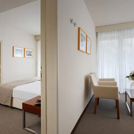 Hotel Albatros Plava Laguna-2