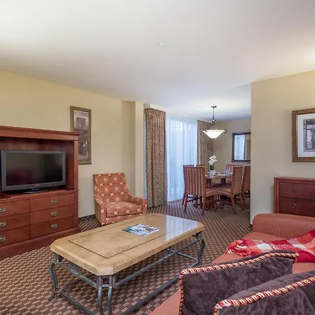Clarion Collection Hotel Arlington Court Suites-2