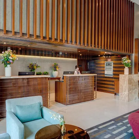 Hawthorn Suites By Wyndham Abu Dhabi City Center-2