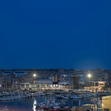 Hotel Tiber Rooftop & Wellness-3