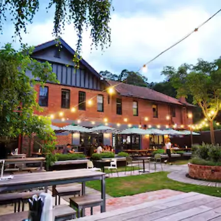 Alpine Hotel, Eat Drink Sleep-3