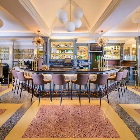 Killarney Oaks Hotel-3