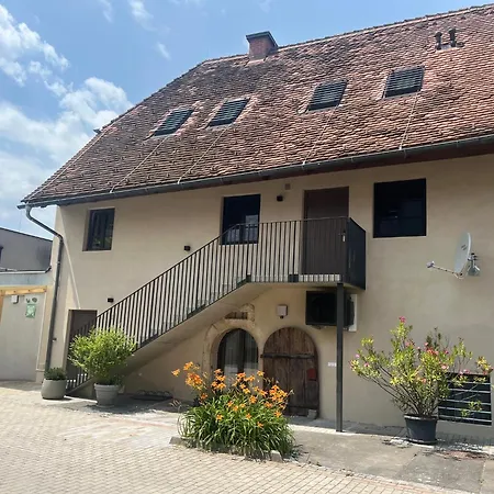 Kaiser von Österreich, Historik- und Thermalhotel-2
