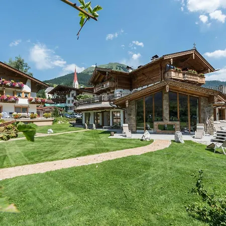 Oberlechtaler Hof Boutique Hotel-2