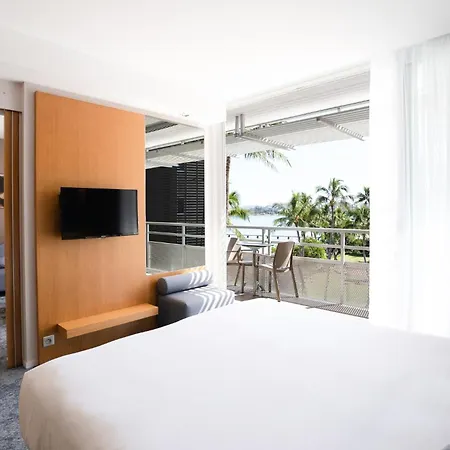 Chateau Royal Beach Resort & Spa, Noumea-2