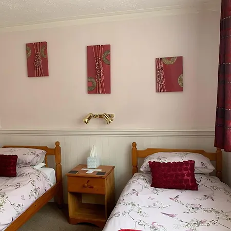 Burleigh House-3