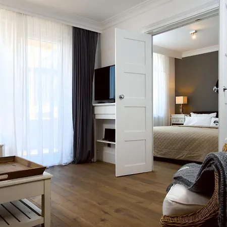 Suitehotel Windhuk-3