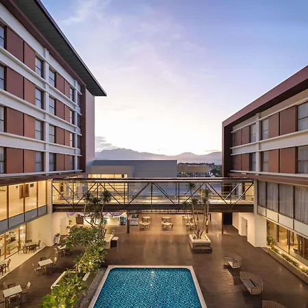 Mercure Padang-2