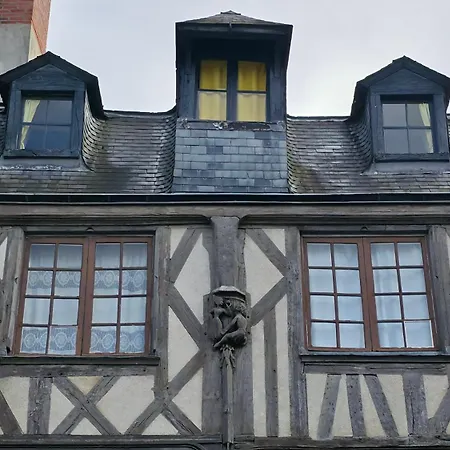 Maison des Acrobates-2