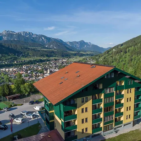 Alpine Club Resort-2