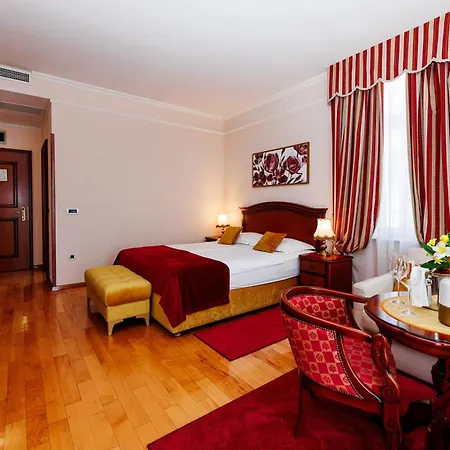 Hotel Savoy-2