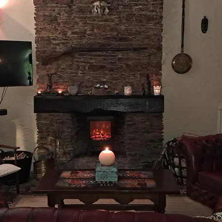 The Poplars Guest House-3