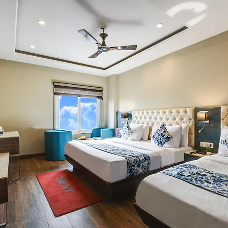 The Ivy Grand Hotel - Luxury Living In City Centre Near Connaught Place-2