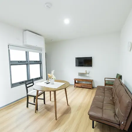 Melbourne Studio Apartments Hotel - 138 Elgin Carlton-3