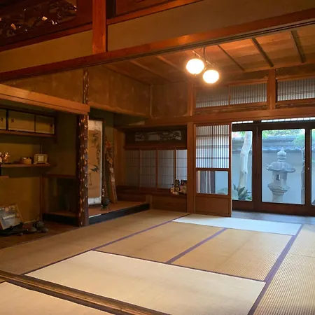 Old Japanese House-2