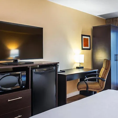 Quality Inn-3