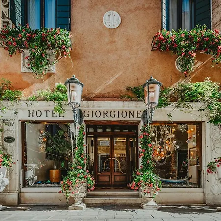 Hotel Giorgione-3