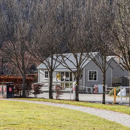 Hampshire Holiday Parks - Arrowtown-2