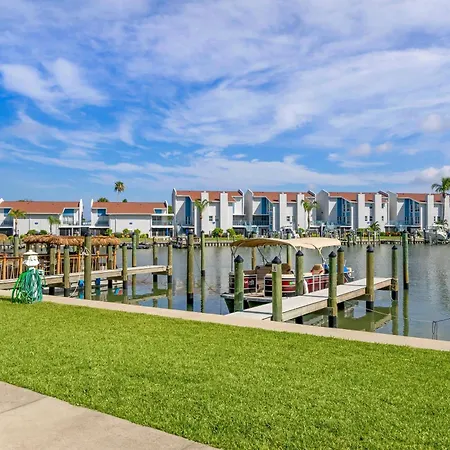 Cambria Hotel St Petersburg-Madeira Beach Marina-3