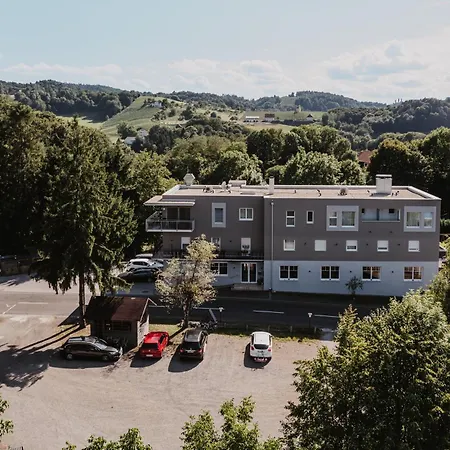 Ewitsch 13 - Hotel Garni-3
