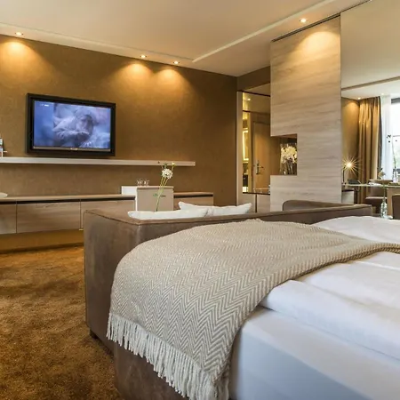 Land&Golf Hotel Stromberg-2