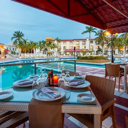 Cozumel Hotel & Resort All Inclusive-3