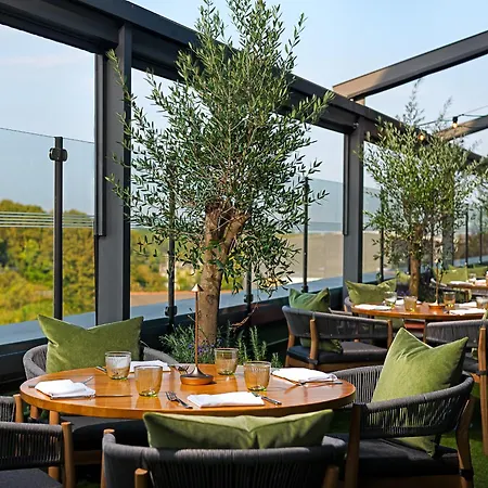 Carlton Hotel Dublin Airport-3