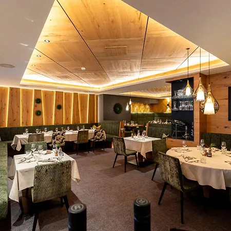 Hotel Sonne Ischgl-3