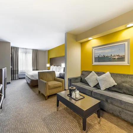 Comfort Suites Miami Airport North-2
