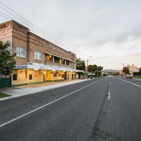 Royal Hotel Dungog-3