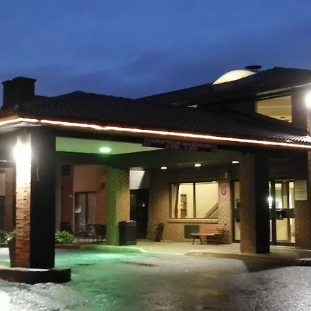 Econo Lodge Airport Quebec-2