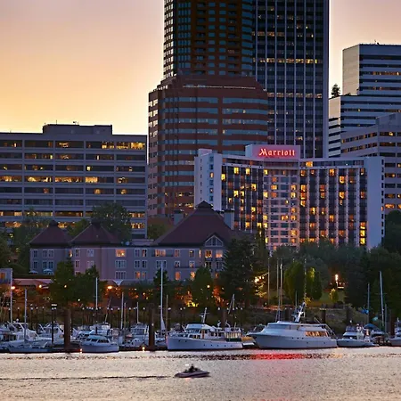 Portland Marriott Downtown Waterfront-3