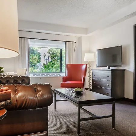 Capitol Hill Hotel-2